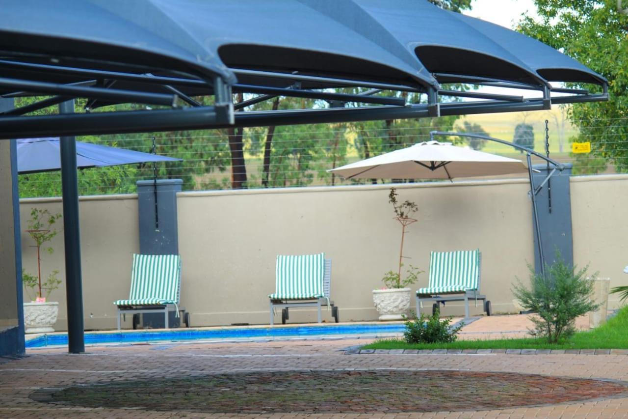 Tranquility Guesthouse Standerton المظهر الخارجي الصورة