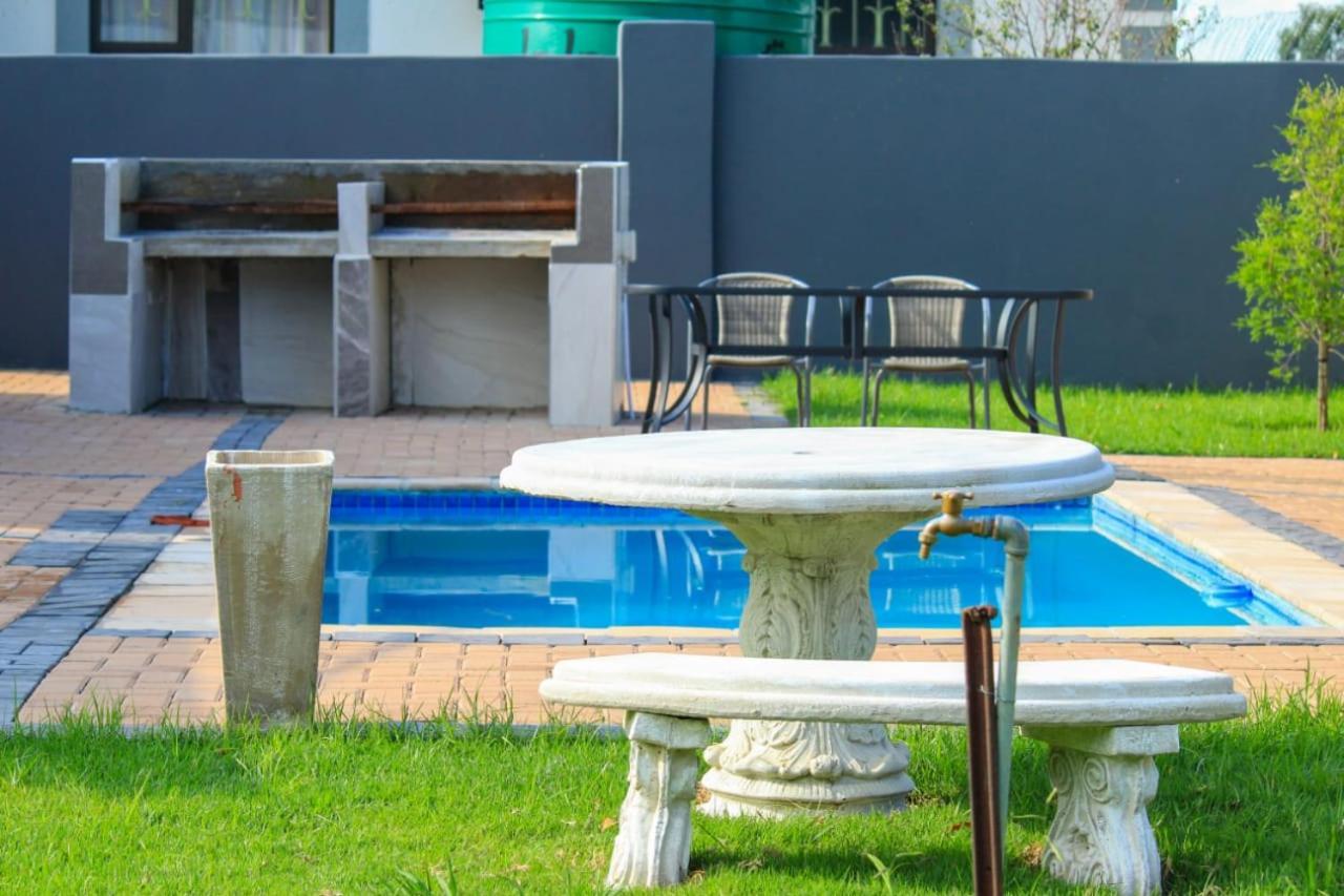 Tranquility Guesthouse Standerton المظهر الخارجي الصورة